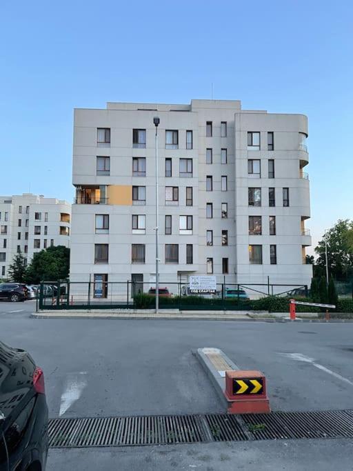 Варна Сити Парк С Паркомясто Bagian luar foto